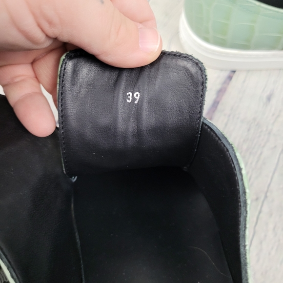 ZCD MONTRÉAL | Senna casual embossed leather shoes sneakers - Picture 12 of 12